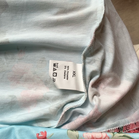 Floral Sleeveless Dress - Blue and Pink - Picture 4 of 6